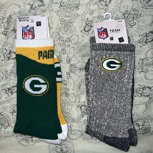 Set of 2 NEW Pairs of Green Bay Packers Men’s Socks M/L Warm